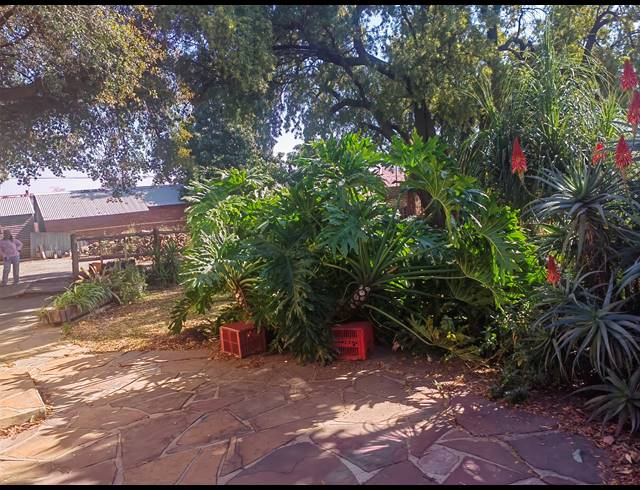 4 BEDROOM HOUSE FOR SALE IN PRETORIA WEST